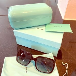 Tiffany Victoria Sunglasses